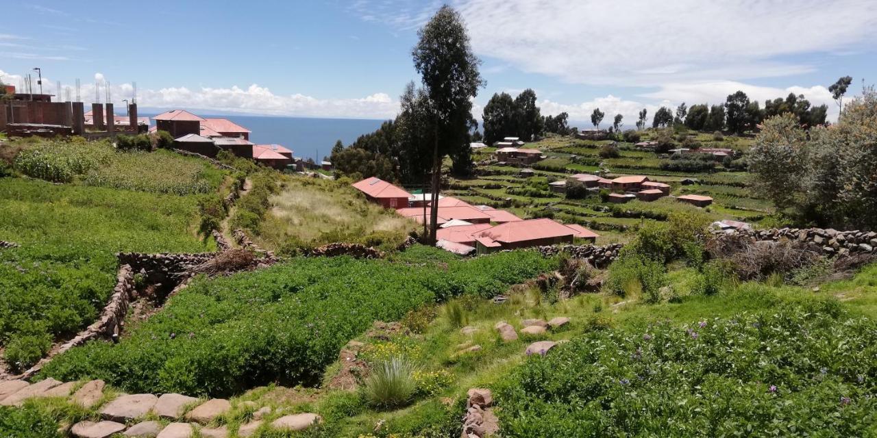 Taquile Hospedaje Mario Huillanopampa Buitenkant foto