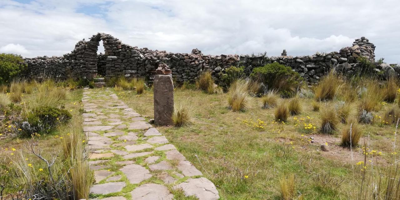 Taquile Hospedaje Mario Huillanopampa Buitenkant foto